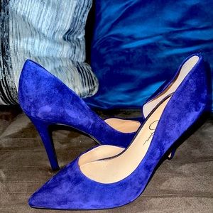 Beautiful royal blue Jessica Simpson heels with cute side cut out!